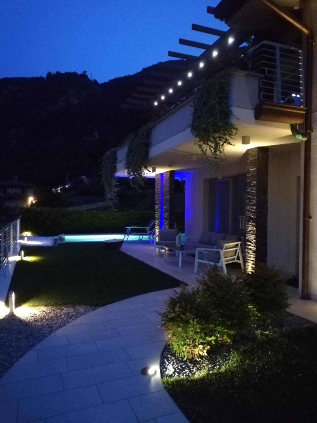 Villa Mimosa Bellagio Wild Flowers Oliveto Lario エクステリア 写真